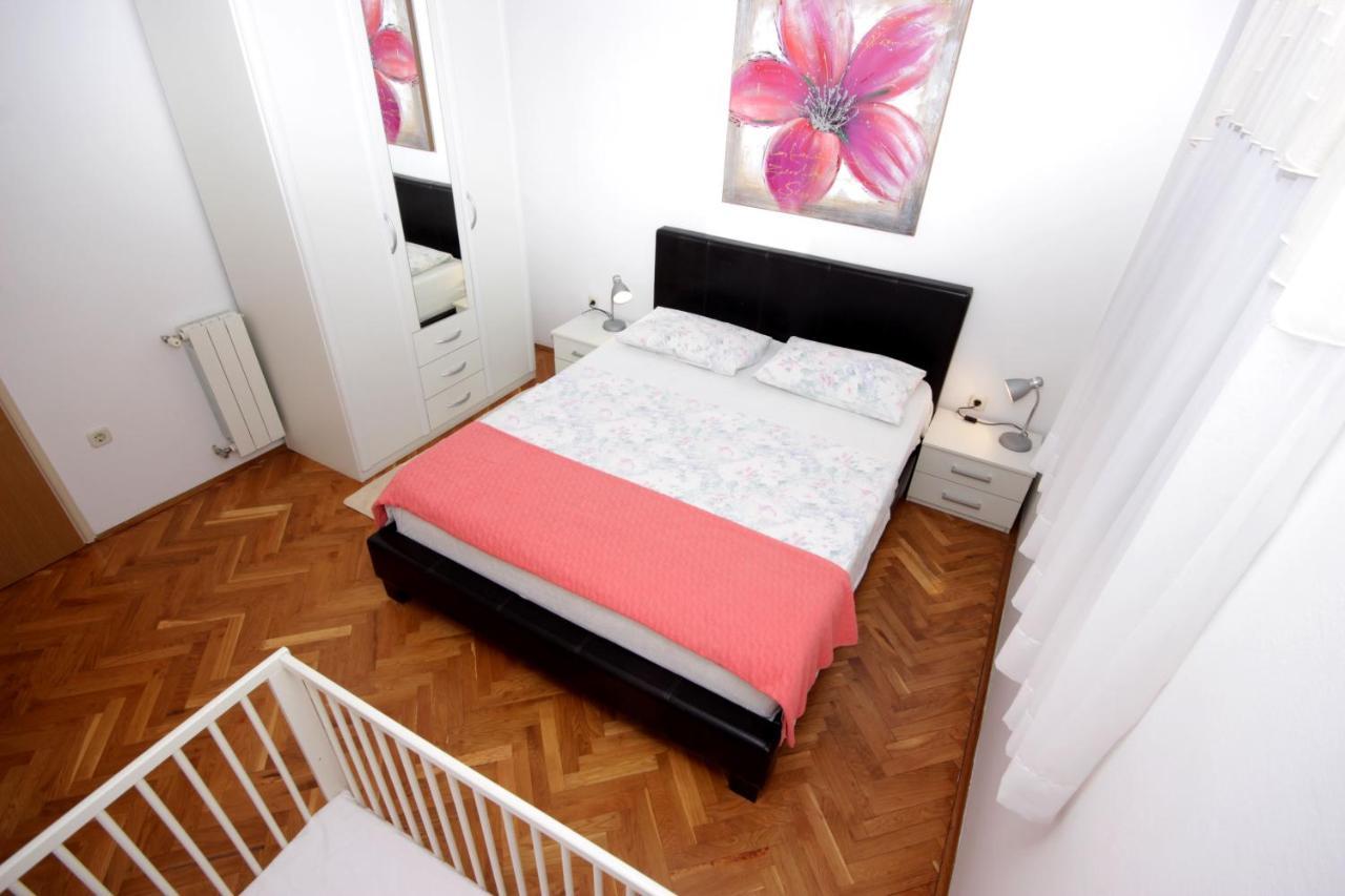 Guest House Bizjak Vinkuran Exterior photo